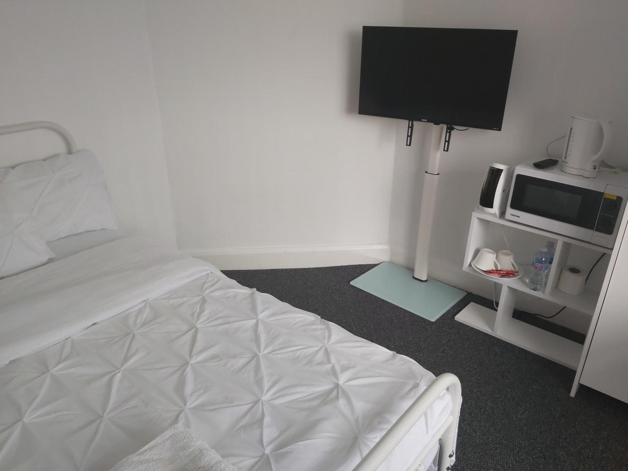 Проживание в семье Fresher Space *